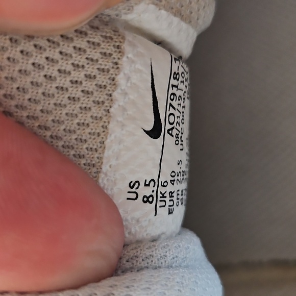 Nike Softball Cleats - Picture 14 of 14